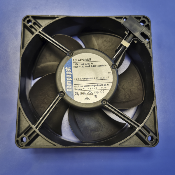 0886 Вентилятор кабины лифта EBMPAPST 220V 120x120x38mm_ДЕ